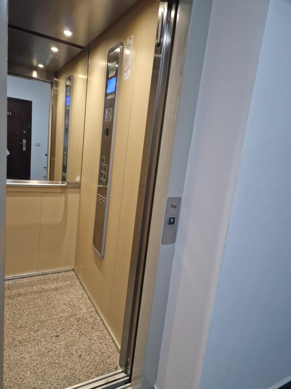 White Place Tei Piatra Neamt Exterior photo